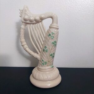 Belleek Ireland Shamrock Figurine